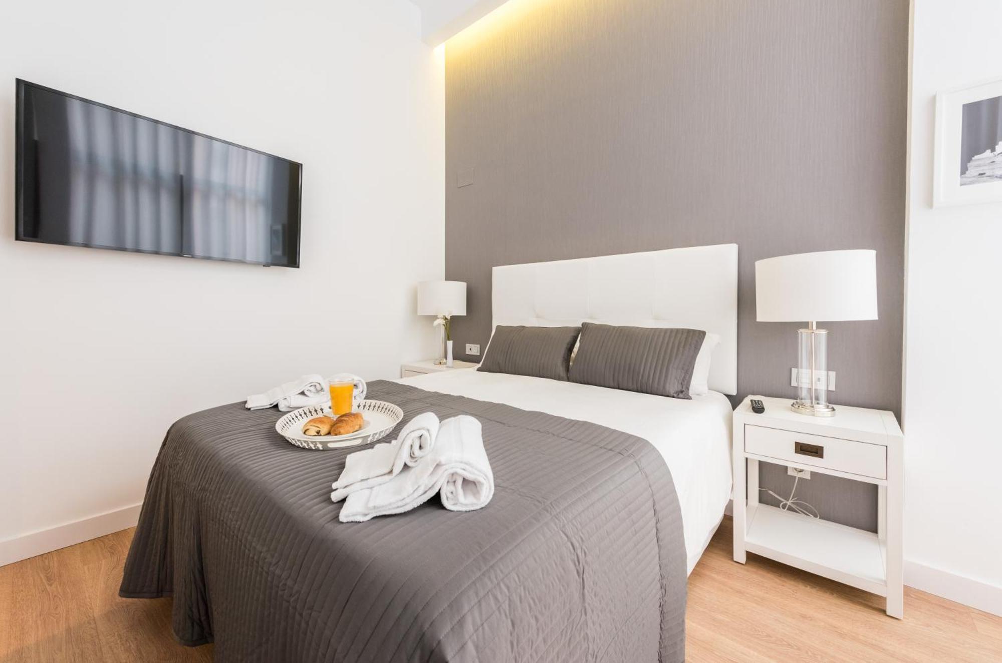 Malasana Plaza Apartman Madrid Kültér fotó