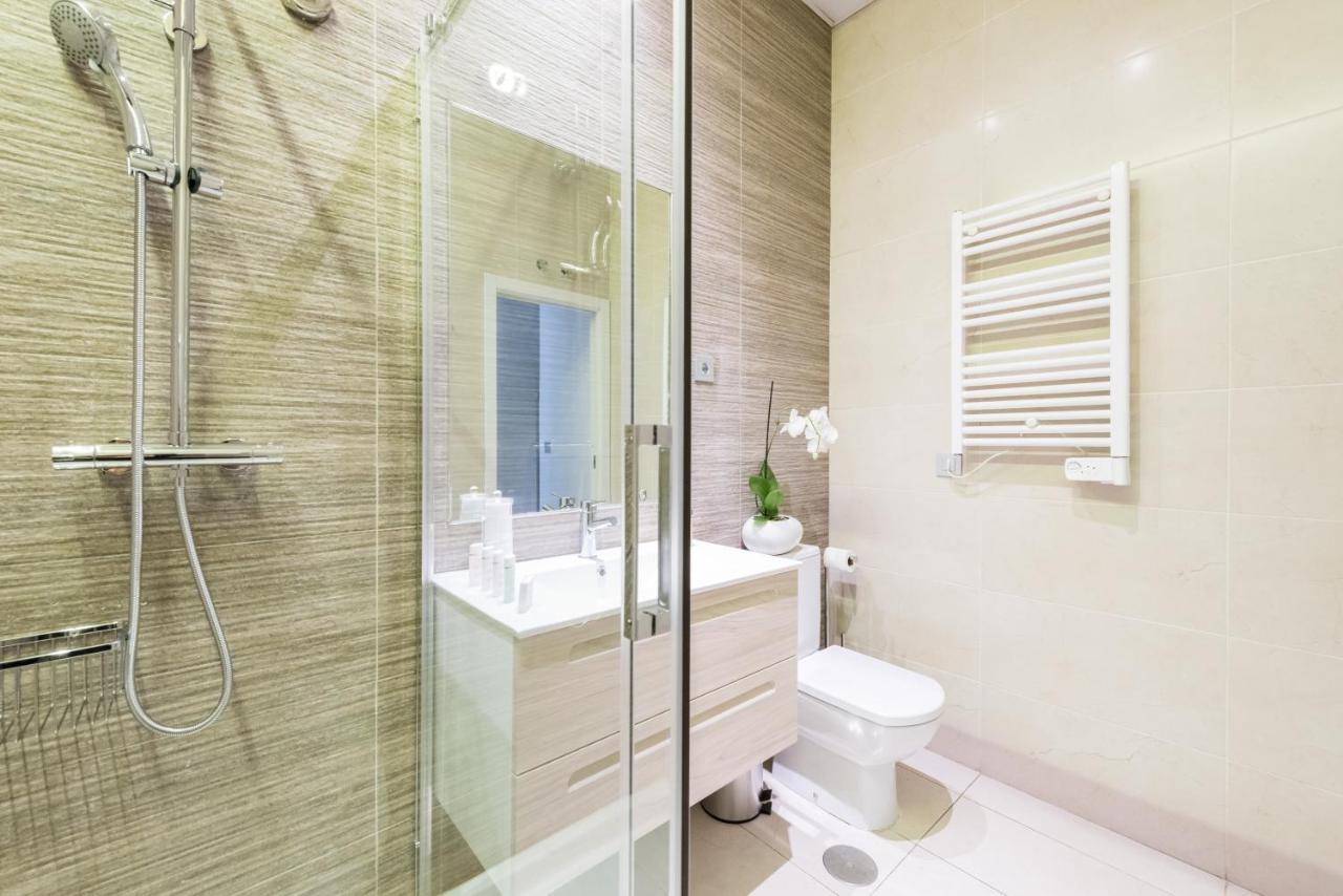 Malasana Plaza Apartman Madrid Kültér fotó